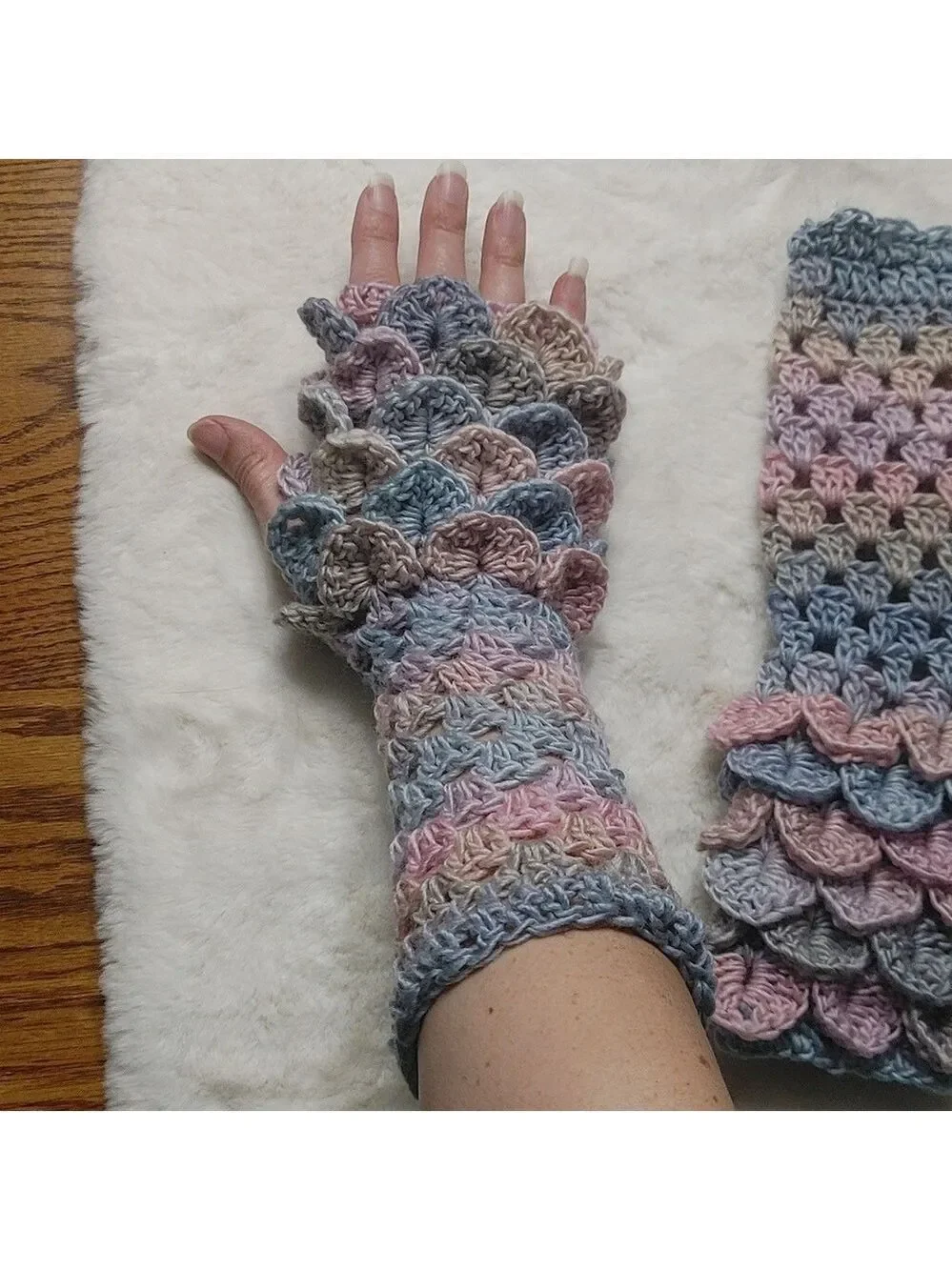 Wool/Viscose Handmade Fingerless Dragonscale Texting Gloves Pastel Rainbow